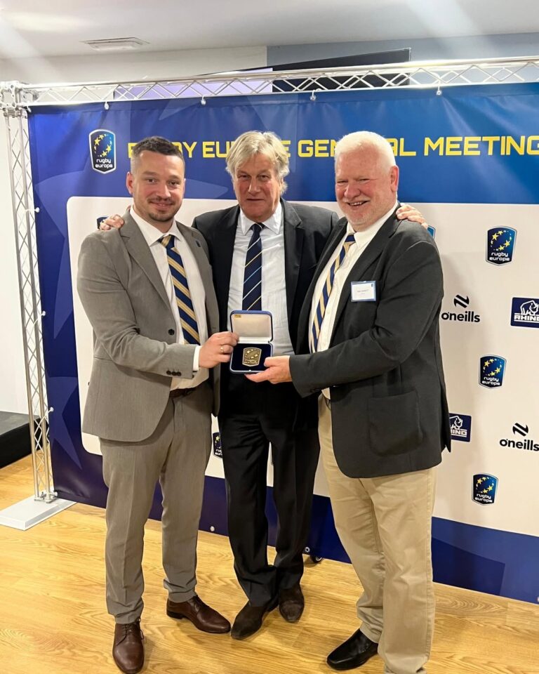 Rugby Europe vlerëson kontributin e Mark Barrett